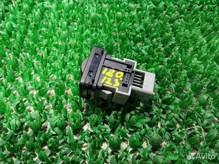 Регулятор корректора фар Mitsubishi L200