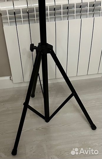 Светомузыка для кафе, ресторанов, банкетов