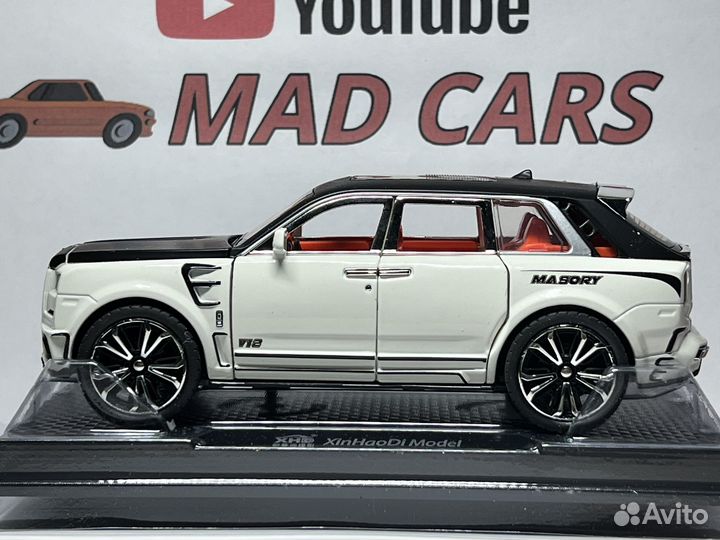 Rolls-Royce Cullinan Mansory 1:32