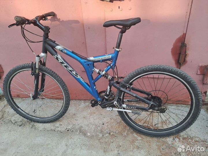 Stels adrenaline