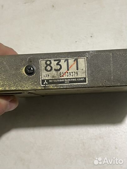 Блок управления двс Mitsubishi Colt MD308311