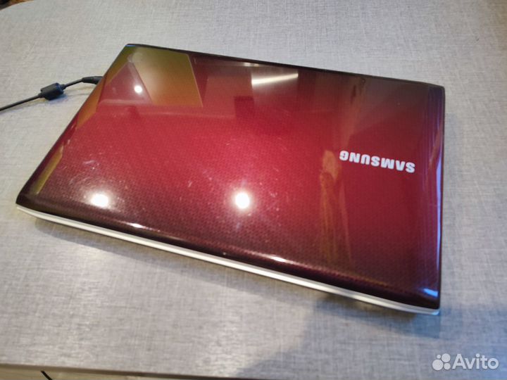 Ноутбук Samsung np-r730