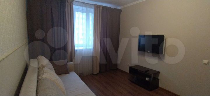 1-к. квартира, 40 м², 8/14 эт.