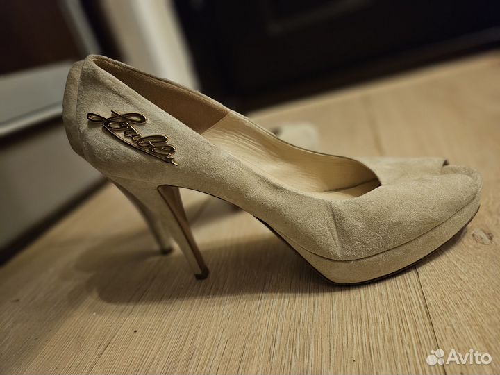 Замшевые туфли loriblu