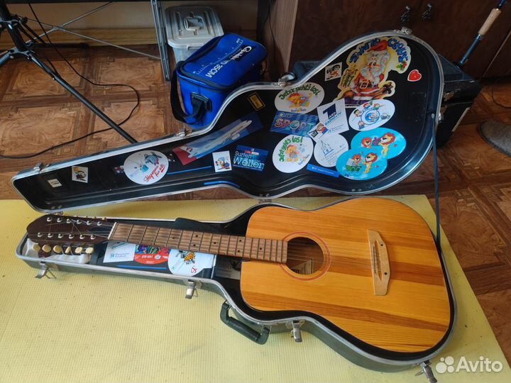 Кофр для 12 струнной гитары SKB 12 струнная гитара