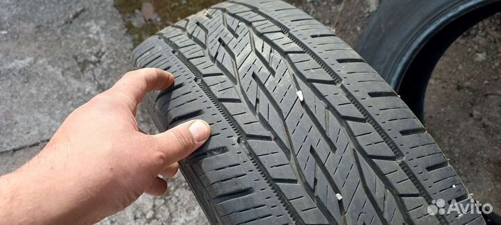 Continental ContiCrossContact LX2 215/60 R17
