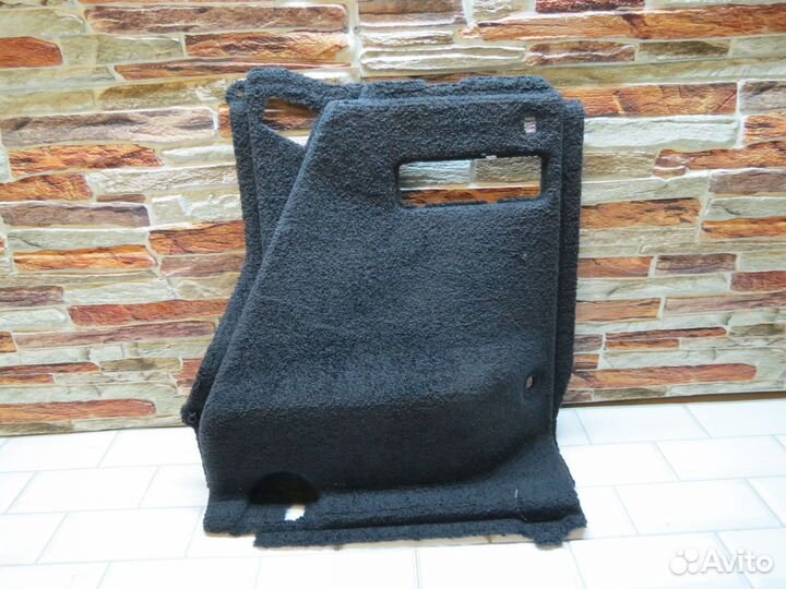 Обшивка багажника правая Range Rover 3 Vogue