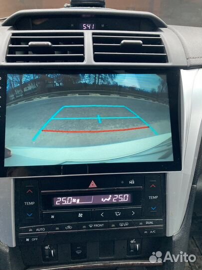 Головное устройство на toyota camry v55