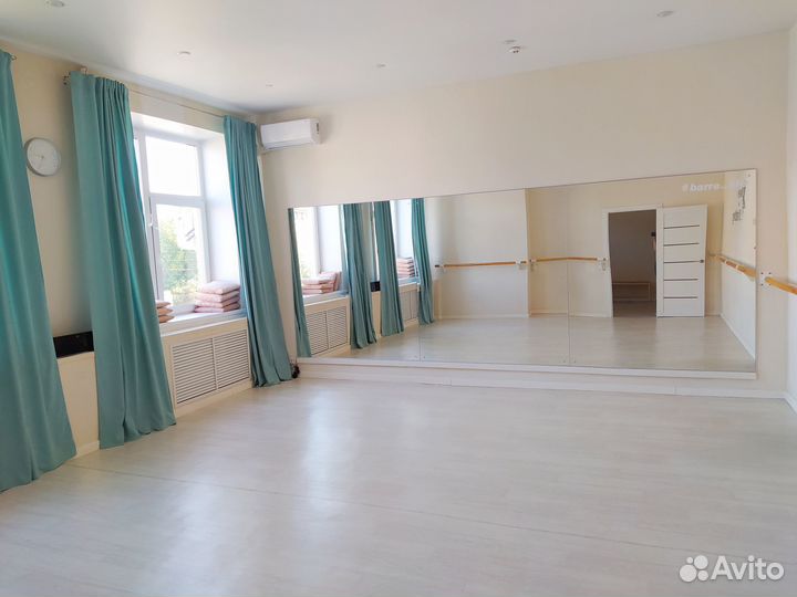 Продам зеркала для фитнес-студии