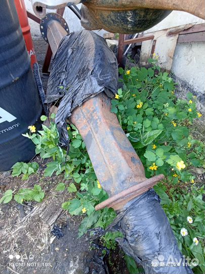 Чулок среднего моста Вольво, Фред