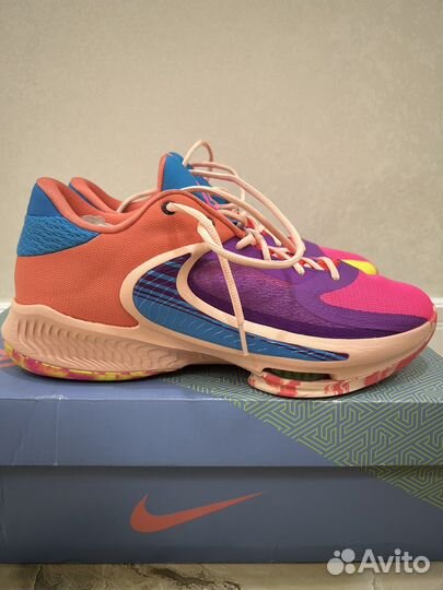 Баскетбольные кроссовки nike zoom freak 4