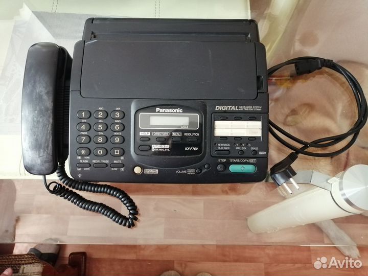 Телефон-факс-автоответчик Panasonic KX-F780RS