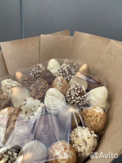 Клубника в шоколаде/букет «Медовый раф»