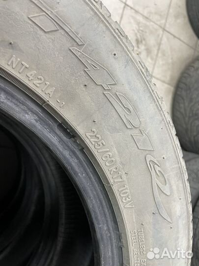 Nitto NT421Q 225/60 R17