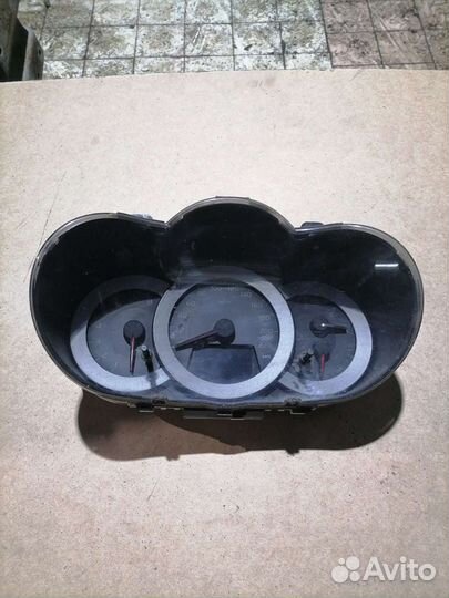 Панель приборов Тойота Рав4