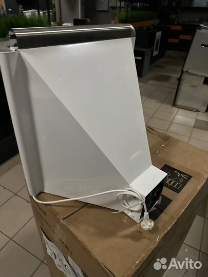 Кухонная вытяжка Сатурн 50П-180-В1Л белый/нерж eli