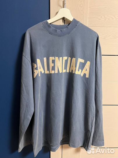 Лонгслив Balenciaga скотч оверсайз на руках 2024