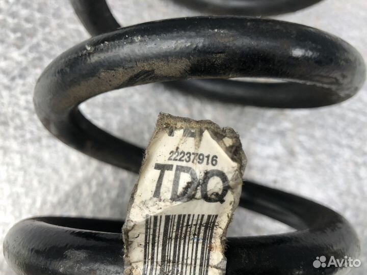 Пружина передняя Chevrolet Tahoe III 06-14