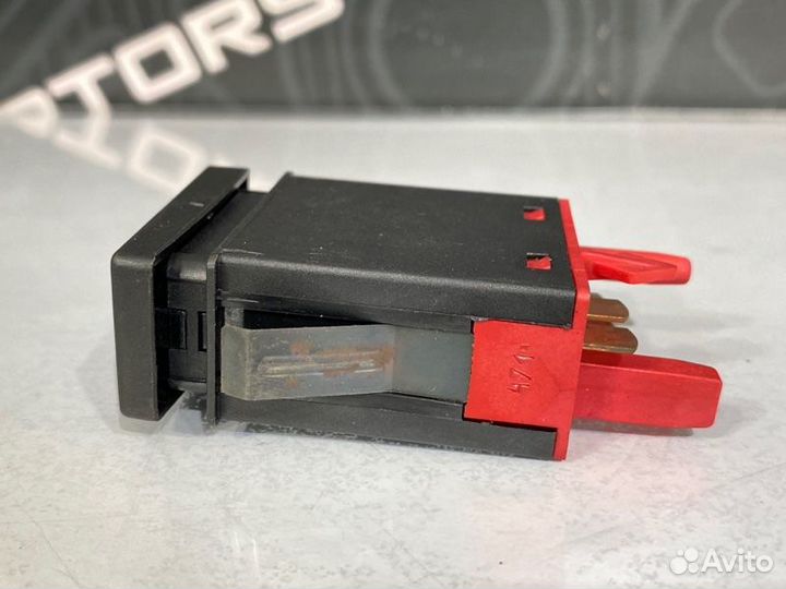 Кнопка ESP Volkswagen Passat B5 AMX 2004