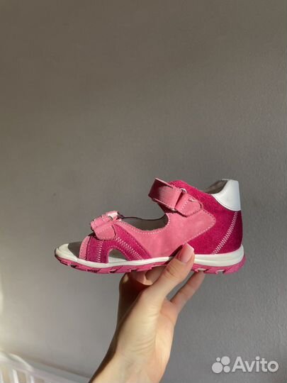 Сандалии для девочки 29 размер