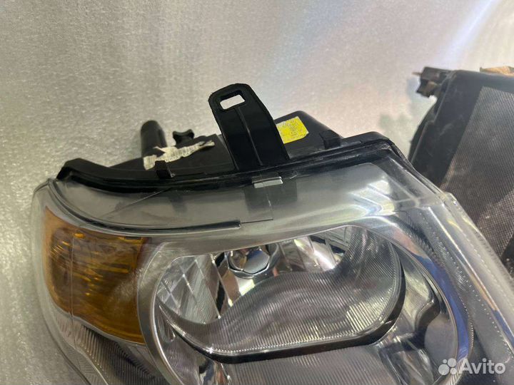 Фары УАЗ профи