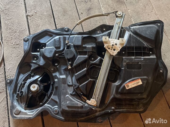 Стеклоподьемник mazda 3