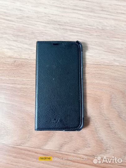 Чехлы на телефон