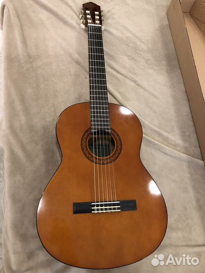 Гитара yamaha c 40