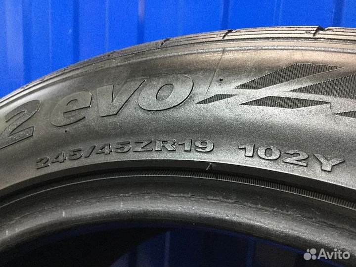 Hankook Ventus V12 Evo2 K120 245/45 R19