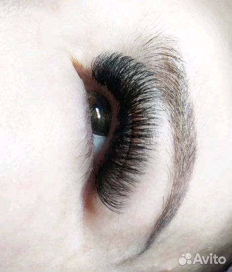 Объёмное наращивание ресниц (Голливуд )