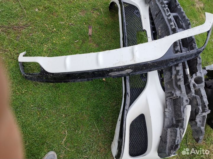 Бампер передний 63 AMG Mercedes C-klass (W 205)