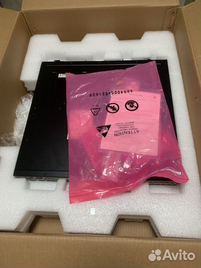 Свитч Huawei CE6855-48S6Q-HI