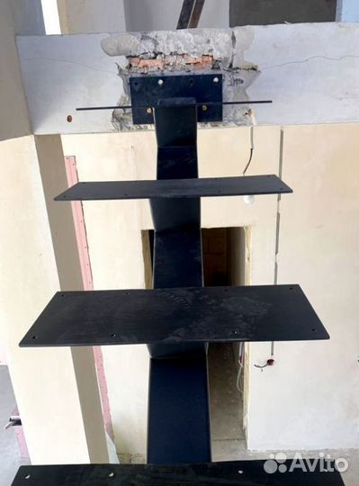 Металлические каркасы для лестниц