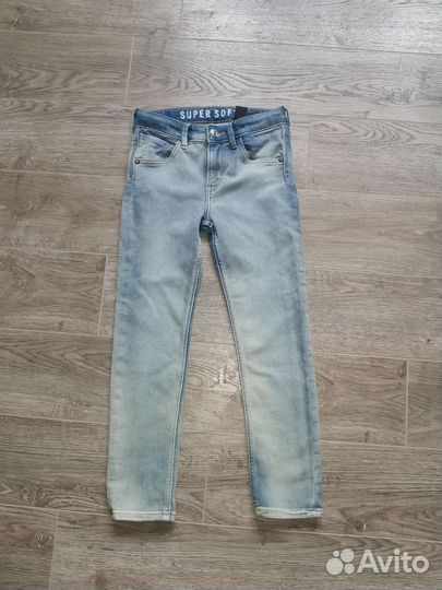 Новые джинсы для девочки 134 hm