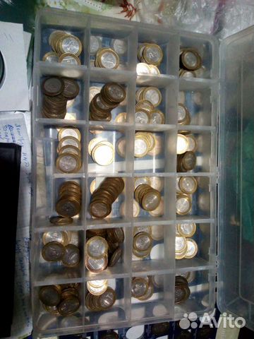 Монеты биметалл 10рублей продаю