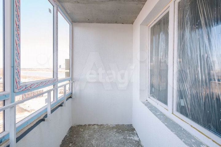 2-к. квартира, 93 м², 1/24 эт.