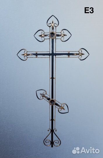 Кованый крест из метала