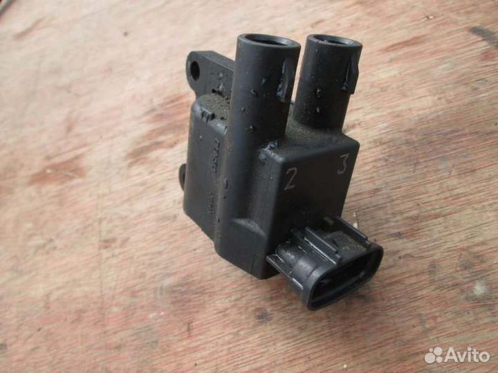 Катушка зажигания Toyota Carina ST215 3S-FE 1999/8