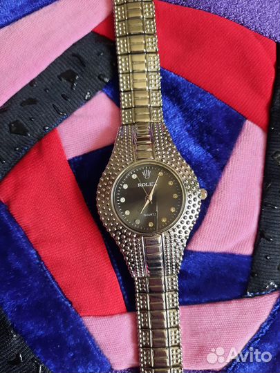 Часы женские новые