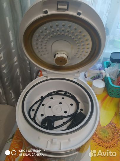 Мультиварка новая