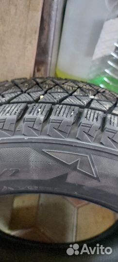 Bridgestone Blizzak DM-V2 225/65 R17 102H