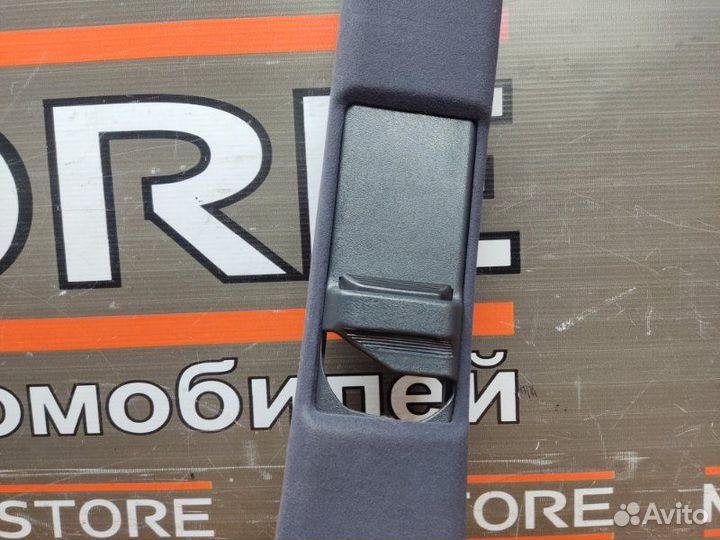 Обшивка стойки правая Mercedes-Benz E-Class W210