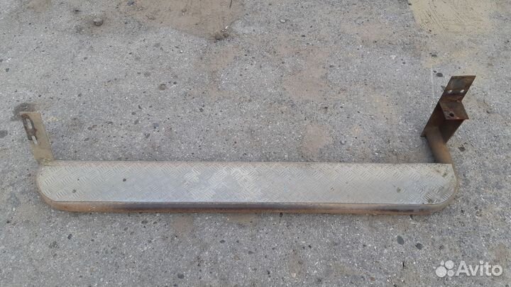 Боковая подножка на Соболь, Газель