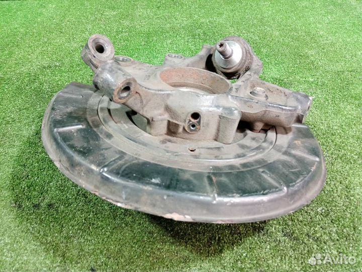 Цапфа задняя левая Mercedes-Benz R350 W251 M272E35