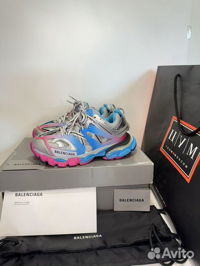 Balenciaga track оригинал