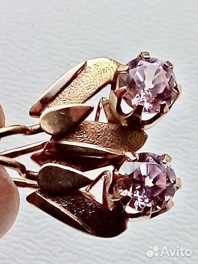 Новые золотые серьги 583 проба