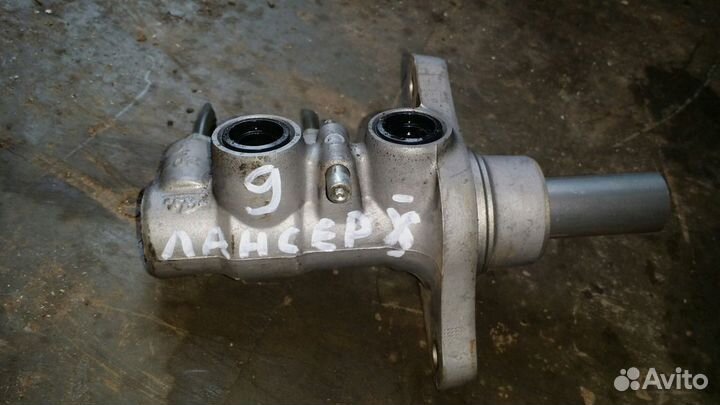 Mitsubishi Lancer Х главный тормозной цилиндр