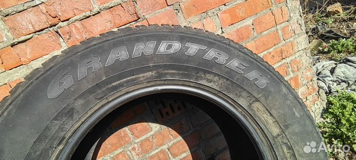 Dunlop grandtrek AT20 275/65 r17