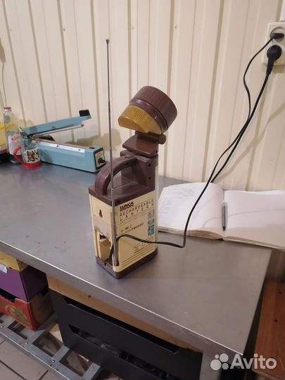 Фонарь с радио