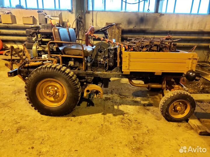 Трактор, 1985